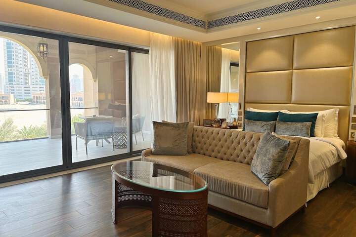 Room 15 of 150