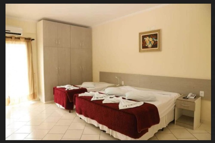 Room 7 of 42