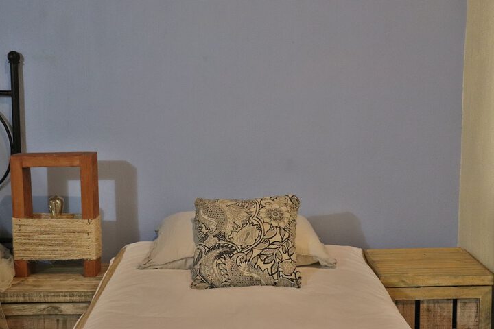 Room 48 of 80
