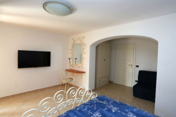 Room 13 of 14
