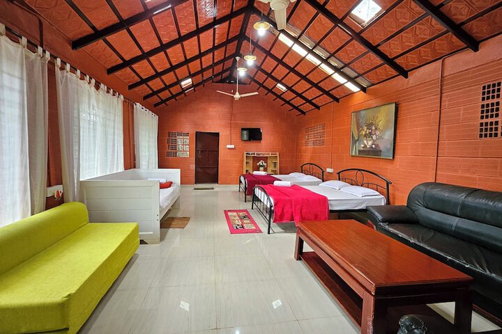 Room 19 of 68