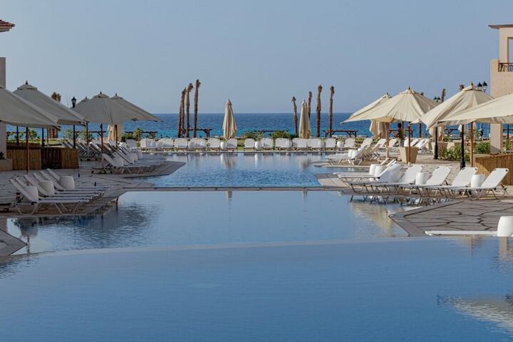 Image of Aqua Sidi Heneish by Alma