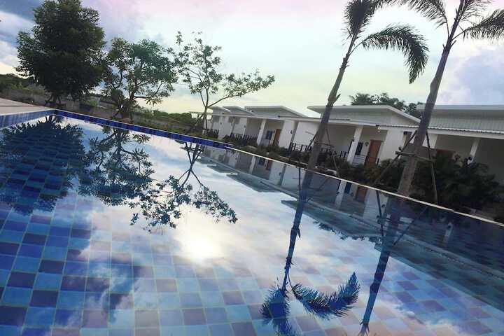 Pool 49 of 61