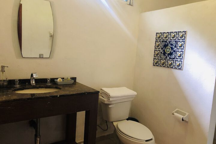 Room 40 of 85
