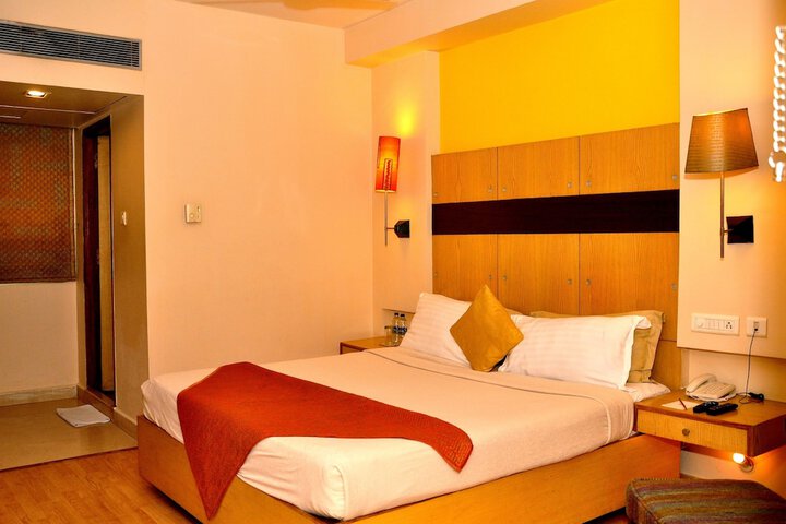 Room 21 of 40