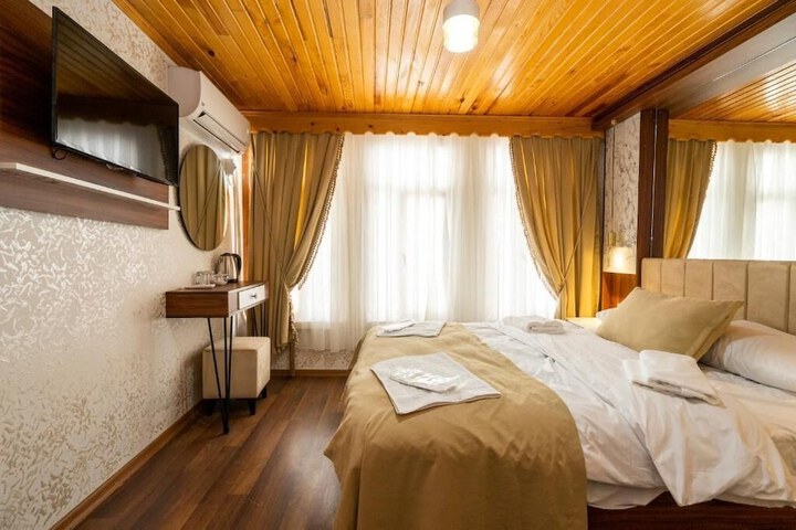 Room 7 of 55