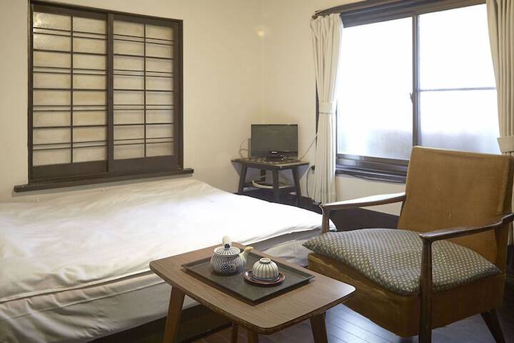 Room 10 of 39