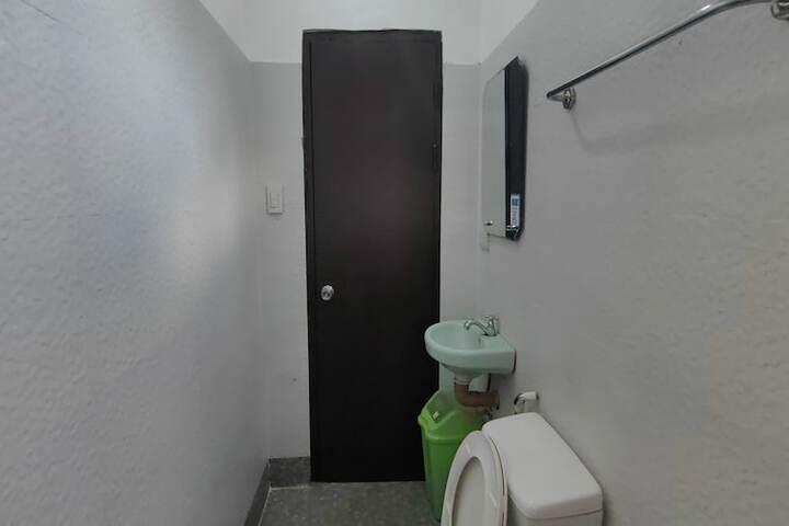 Room 47 of 60