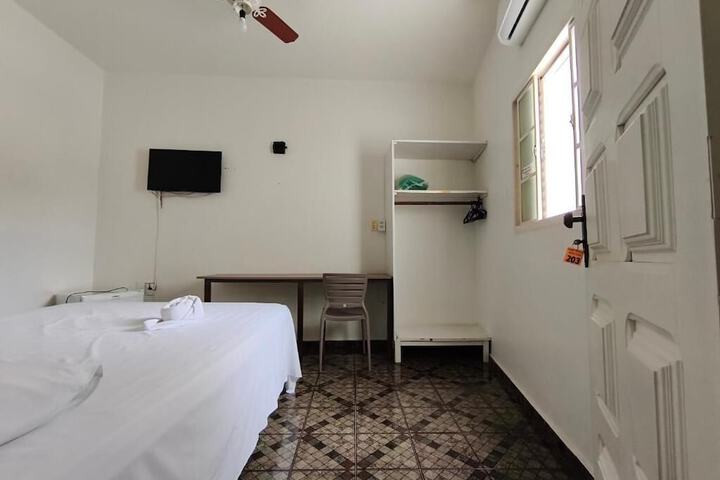 Room 4 of 50