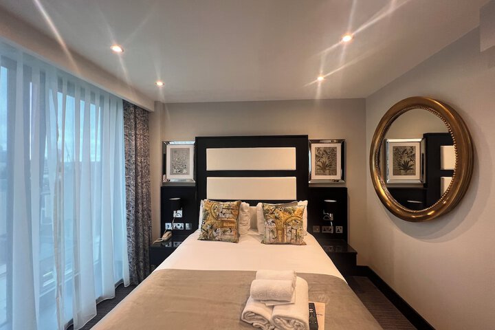 Room 62 of 90
