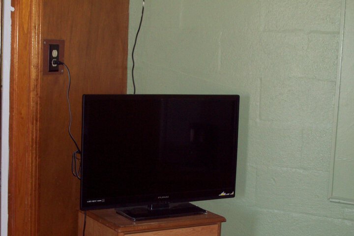 Room 28 of 40