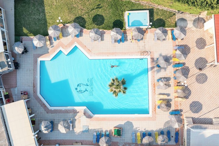 Pool 57 of 107
