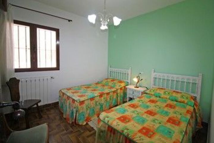 Room 17 of 24
