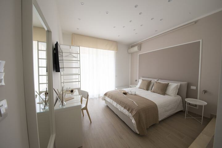 Room 7 of 20