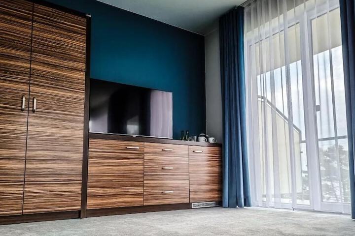 Room 6 of 47