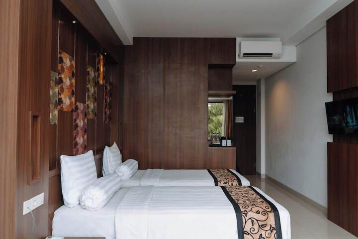 Room 27 of 120