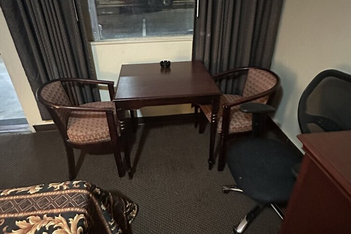 Room 3 of 15