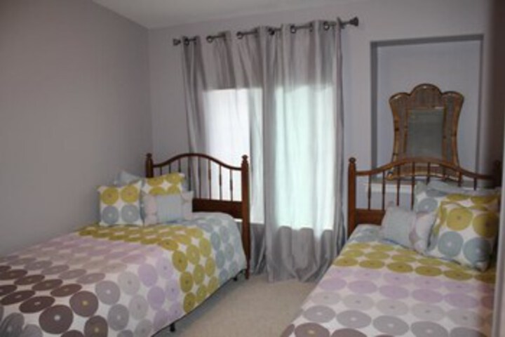 Room 42 of 47