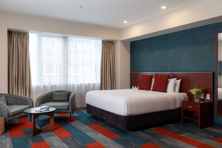 Room 20 of 96