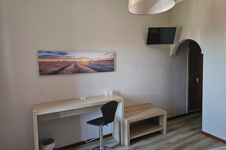 Room 12 of 46
