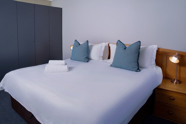Room 3 of 58
