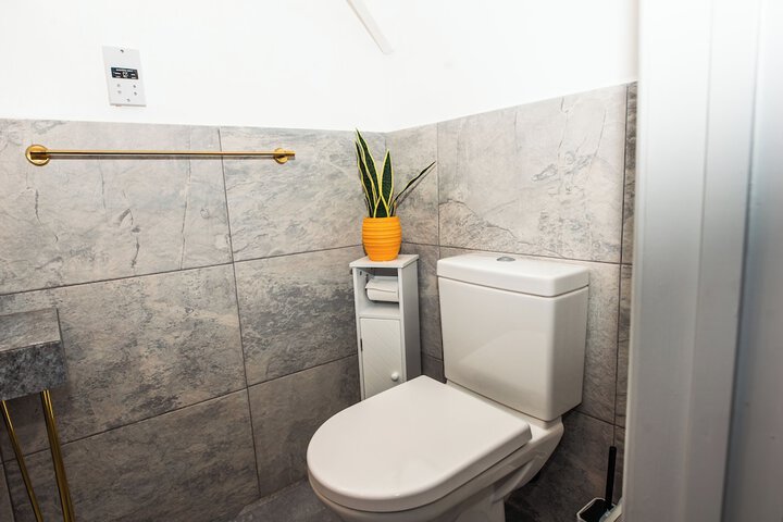 Clean Restrooms