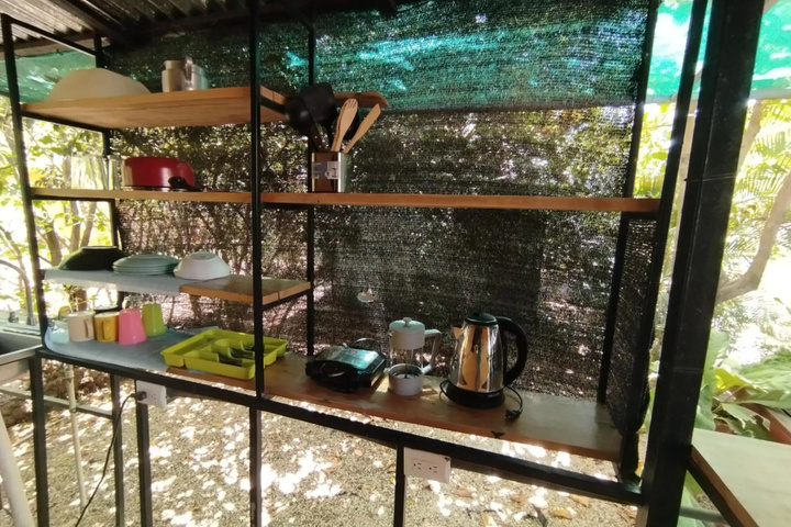 Dining 21 of 25