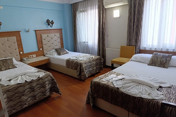 Room 25 of 37