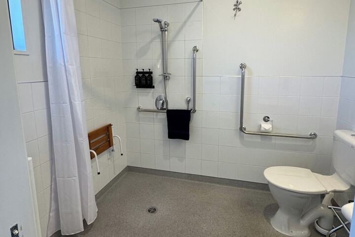 Room 40 of 46