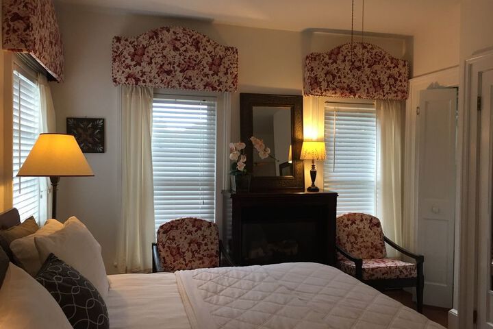 Room 16 of 70