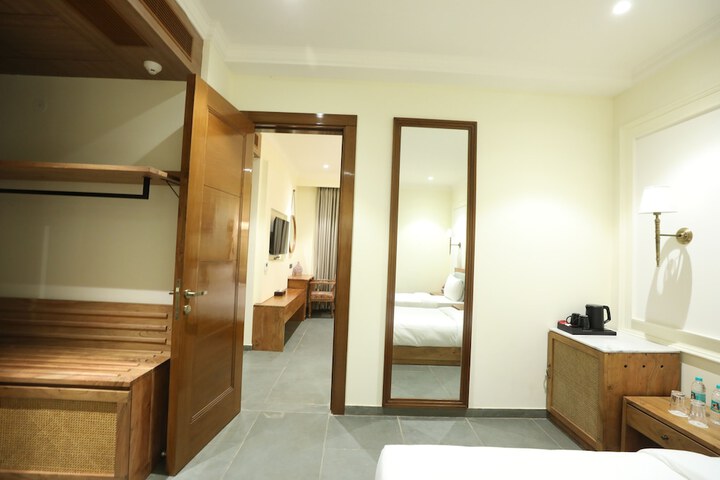 Room 22 of 117