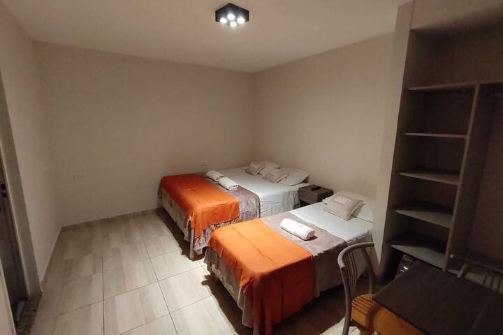 Room 5 of 17