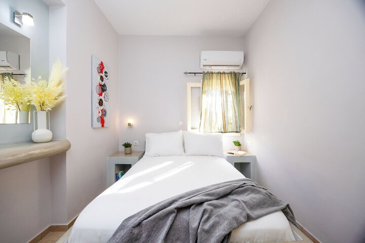 Room 30 of 114