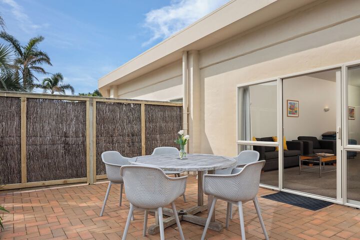 Terrace/Patio 27 of 48