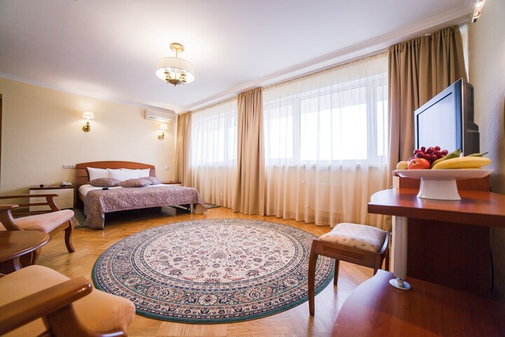 Room 12 of 88