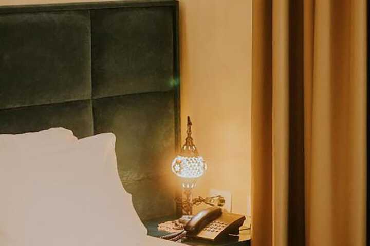 Room 34 of 59