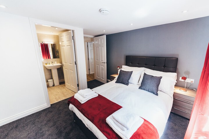 Room 5 of 41