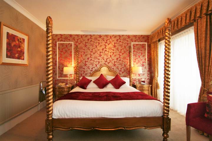 Room 17 of 72