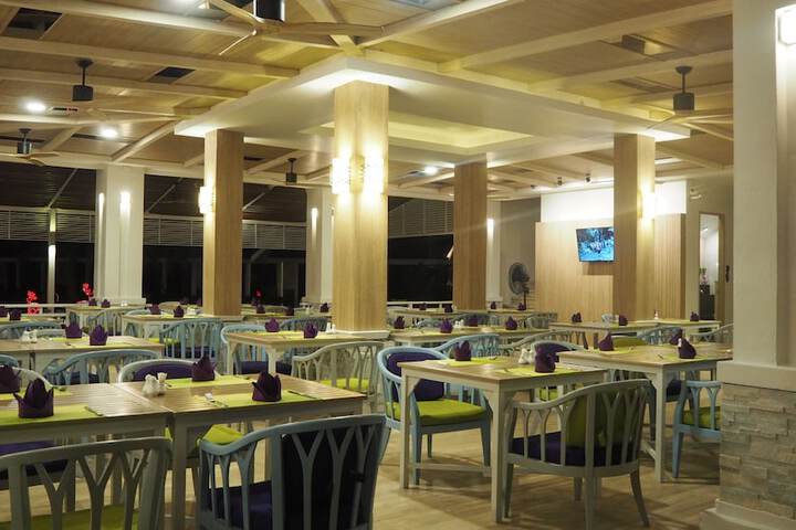 Dining 137 of 166