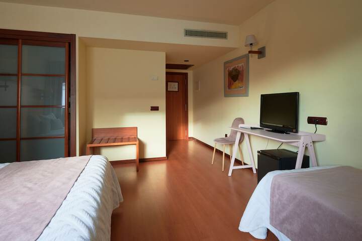 Room 67 of 186