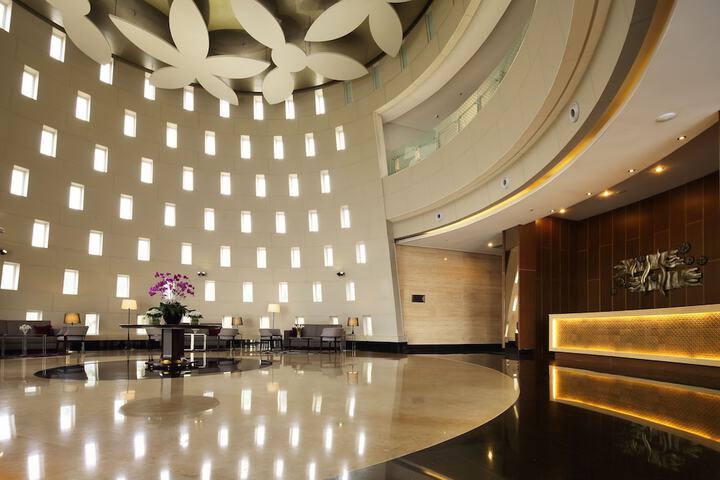 Guest Lobby