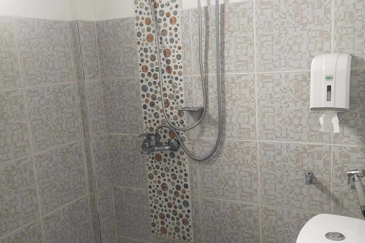 Room 16 of 21
