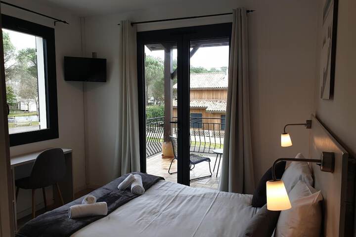 Room 13 of 43