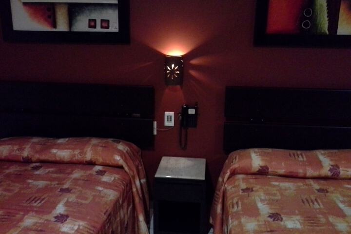 Room 4 of 24