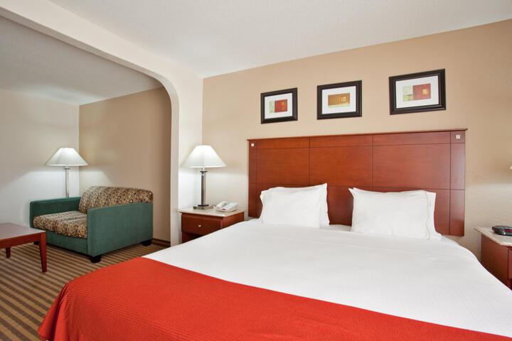 1 King Bed Executive Suite (2 of 3)