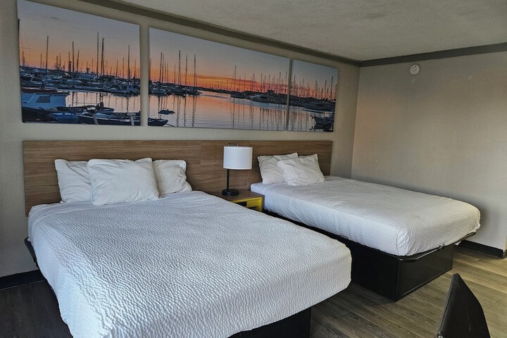 1 King Bed (17 of 31)