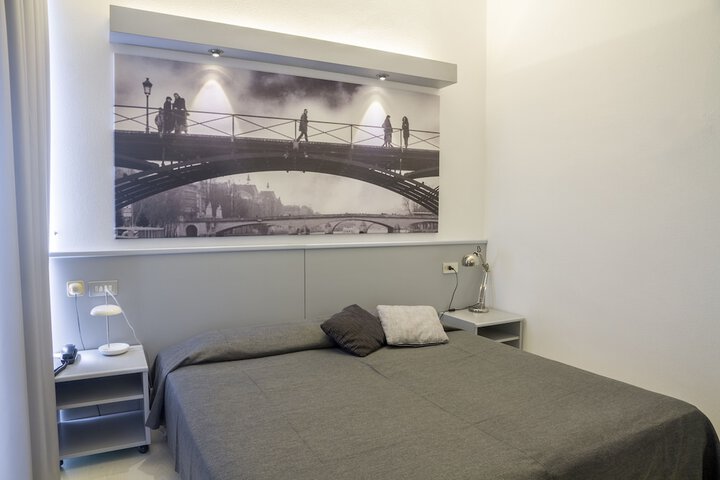 Room 22 of 60