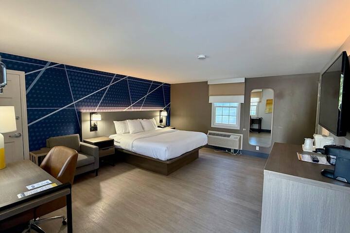 Room 31 of 80