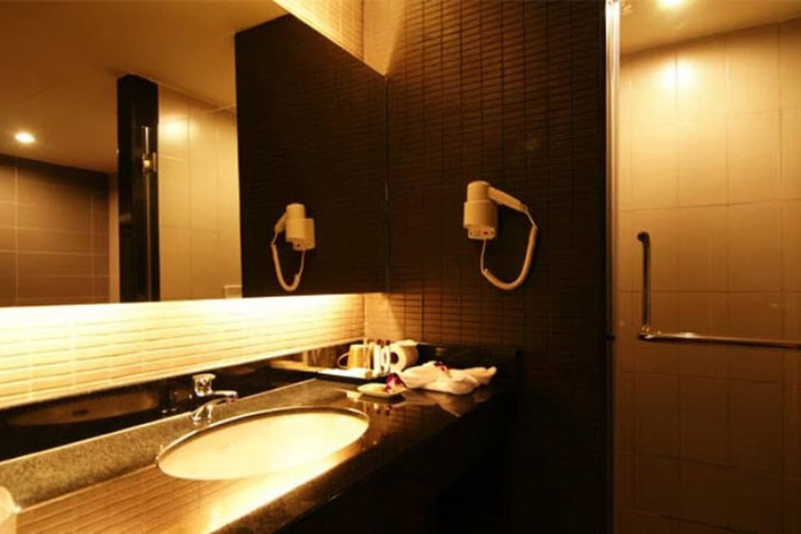 Bathroom Interior Photo