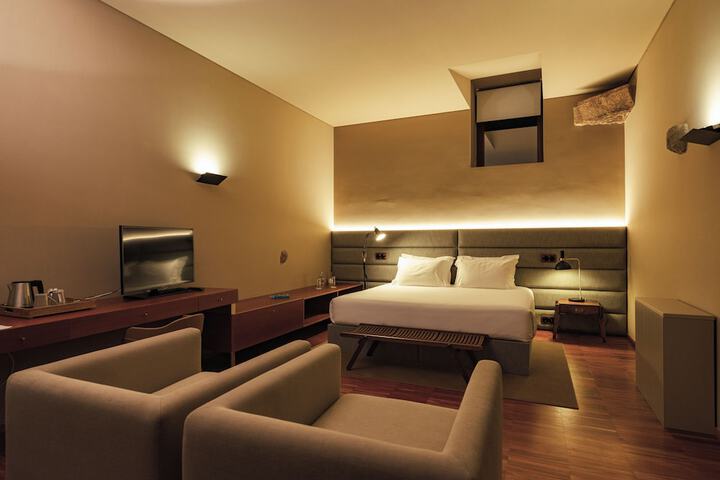 Room 38 of 126